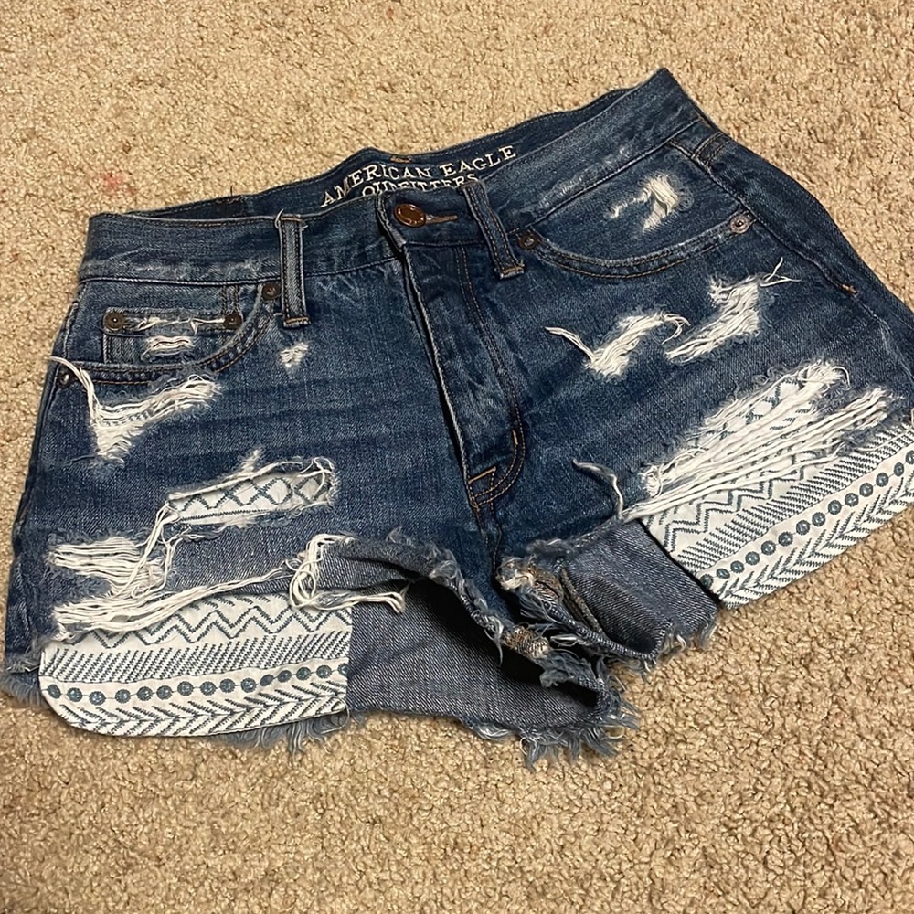 American Eagle High Waisted shorts